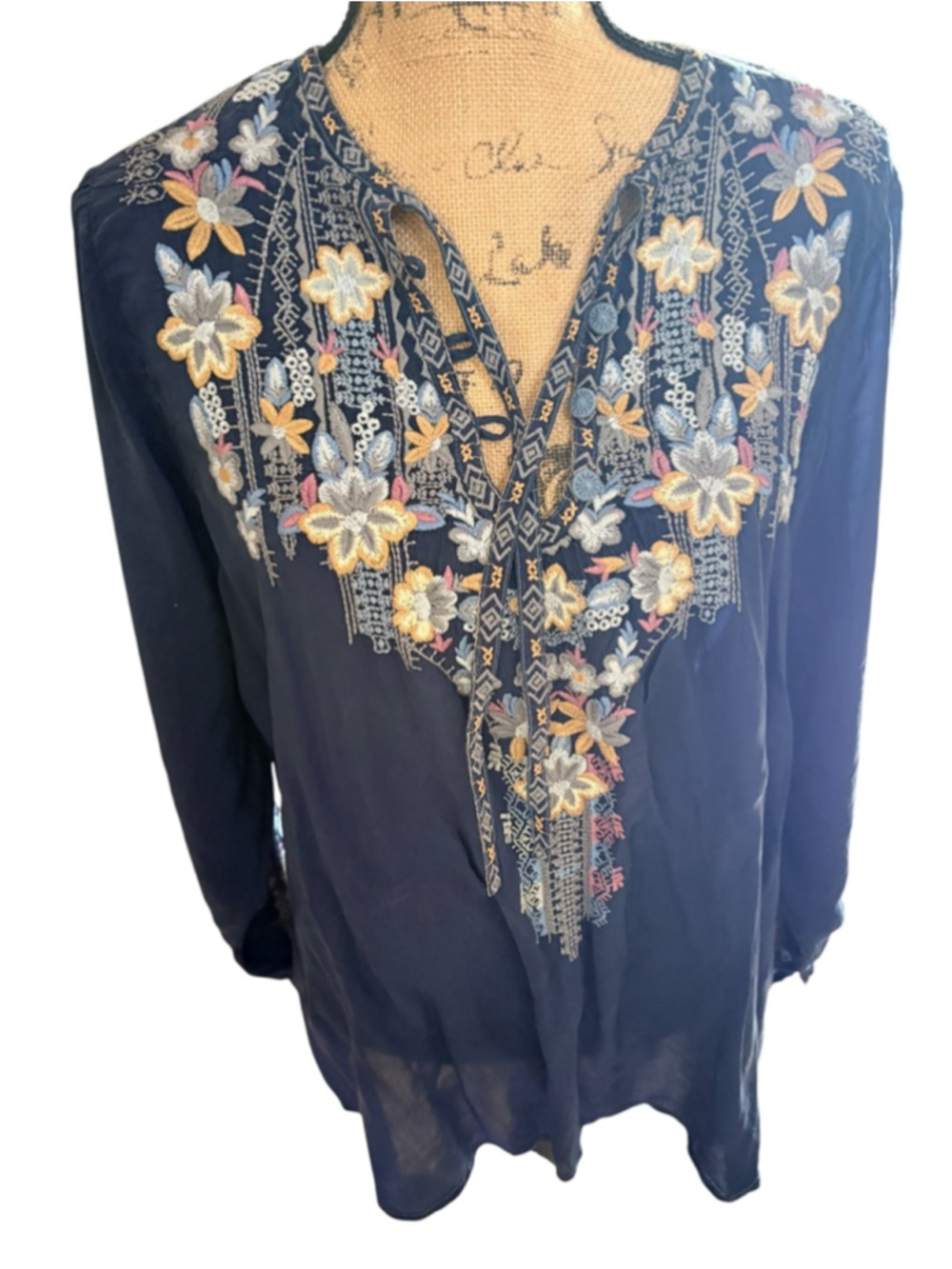 Johnny Was Tanya Embroidered Tunic Size XXL Blue Embroidered Long Sleeve - Picture 5 of 8